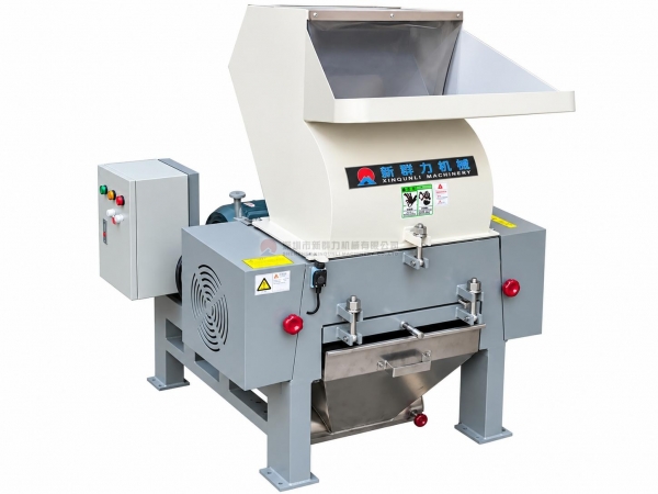 Fabric Cutting Machine